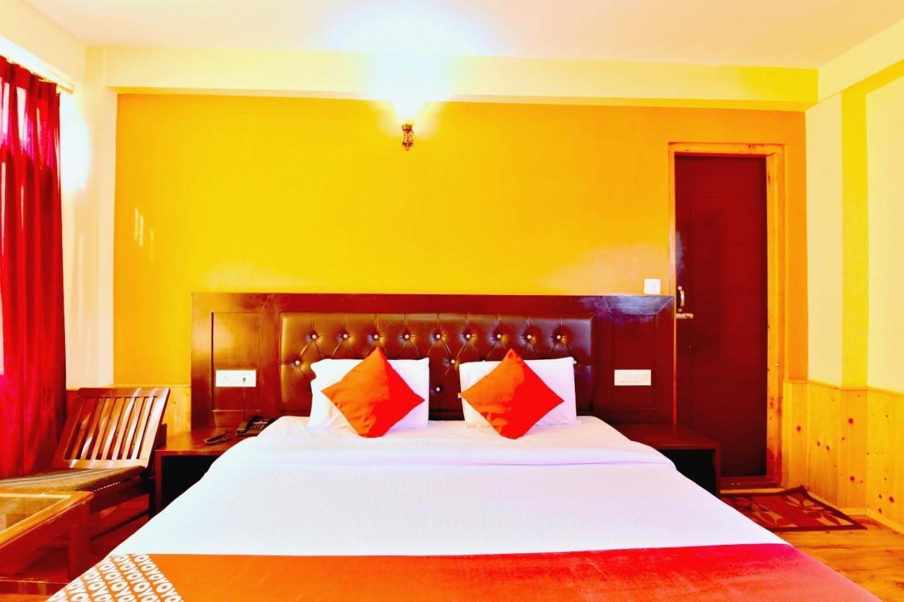 Oyo Flagship 27062 Hotel Green View Manāli Esterno foto