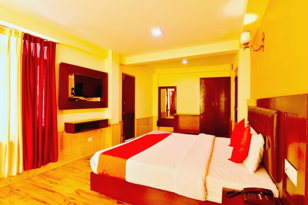 Oyo Flagship 27062 Hotel Green View Manāli Esterno foto